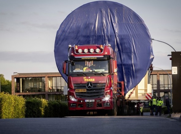 trasporto_eccezionale_mercedes_truck