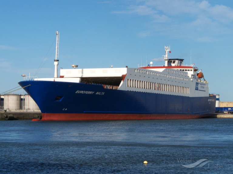 uro_ferry_malta_grimaldi
